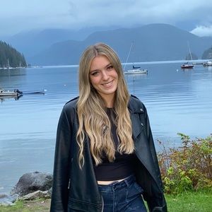 Meet your Posher, Emma